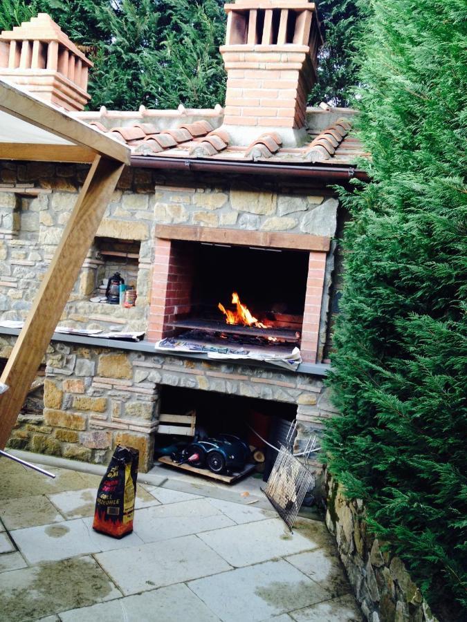 Appartamento In Villa Con Piscina - Mhateria Relais Rignano sullʼArno Eksteriør bilde