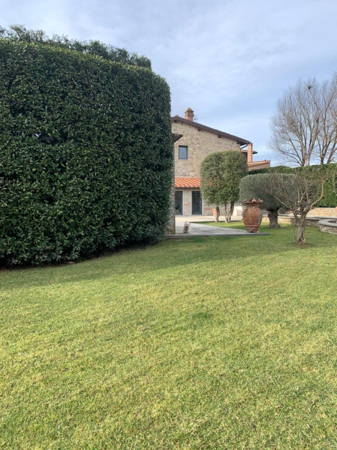 Appartamento In Villa Con Piscina - Mhateria Relais Rignano sullʼArno Eksteriør bilde